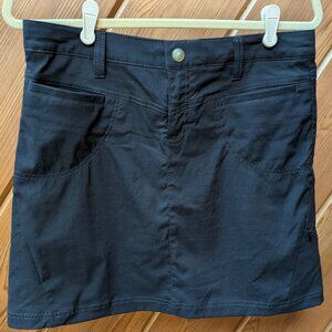 Athleta Black Performance Hiking Skort - Women’s Size 6